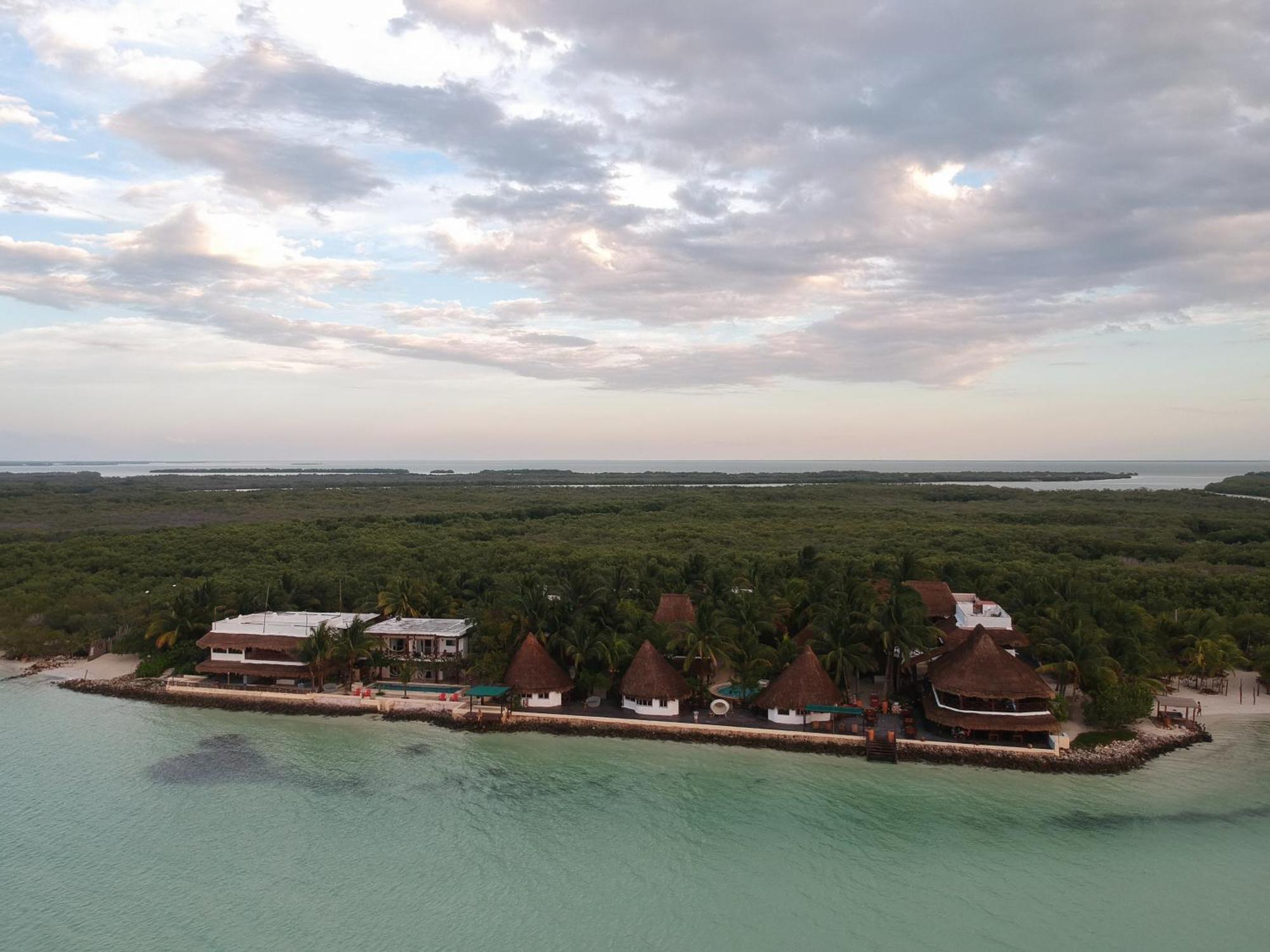Las Nubes De Holbox Exterior photo